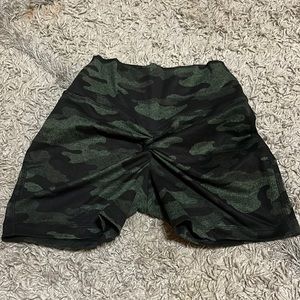 Bombshell Booty Scrunch Shorts